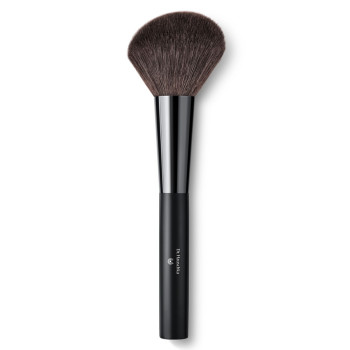 Dr.&nbsp;Hauschka Powder Brush: Large, slanted make-up brush